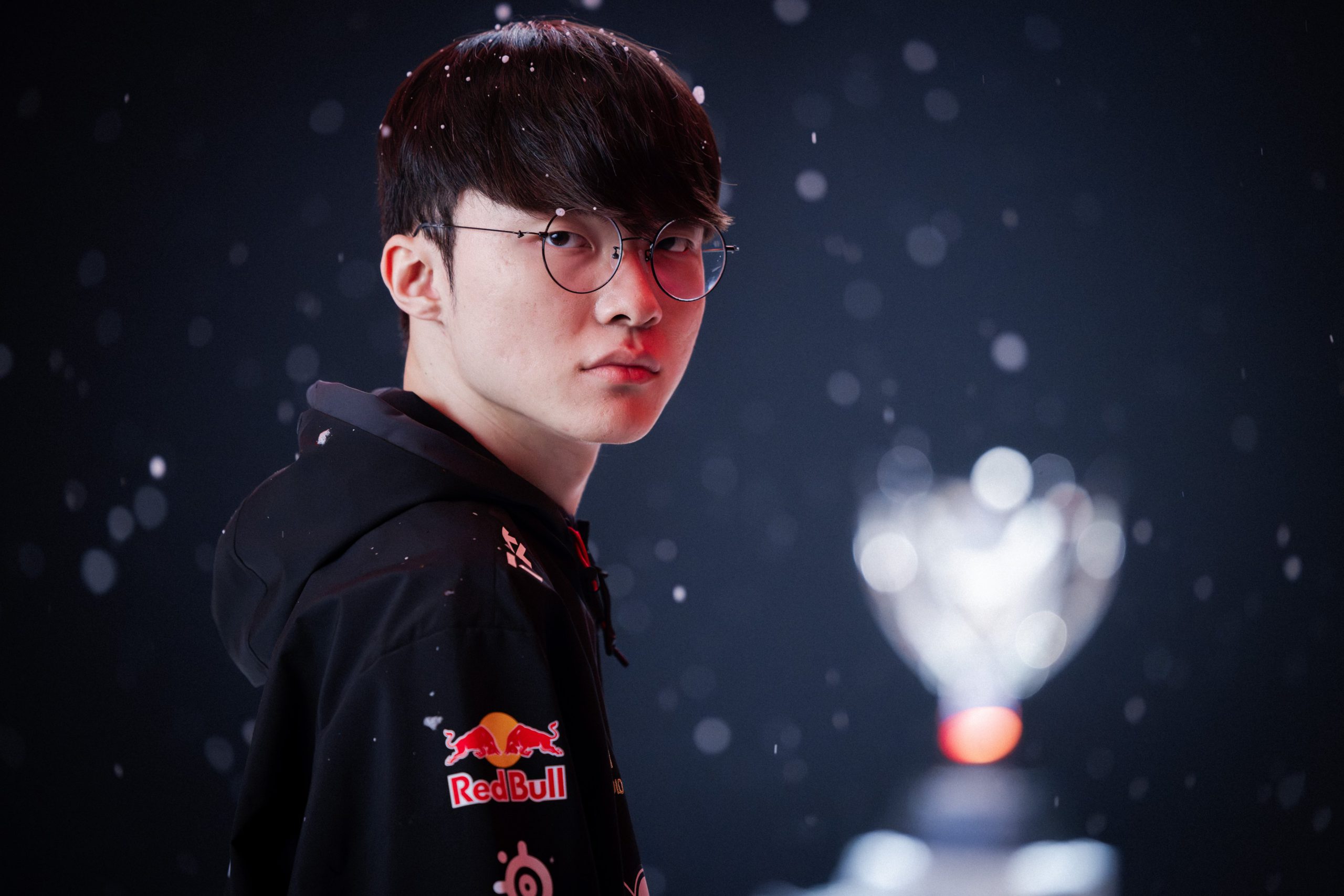 Worlds 2023: Comunidade reage ao quarto título de Faker: “Fodástico”