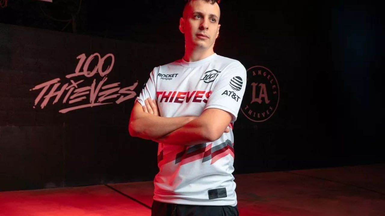 VALORANT: Ex-jogador narra partida de CS2 como se estivesse no VALORANT