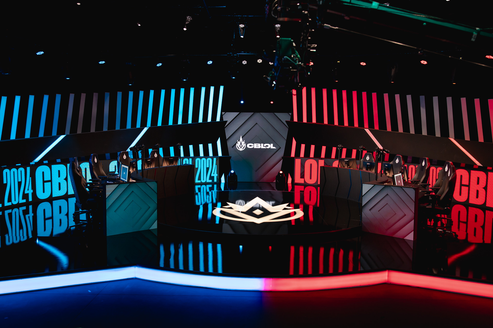 CBLOL 2024: Dois times lutam pela última vaga nos playoffs