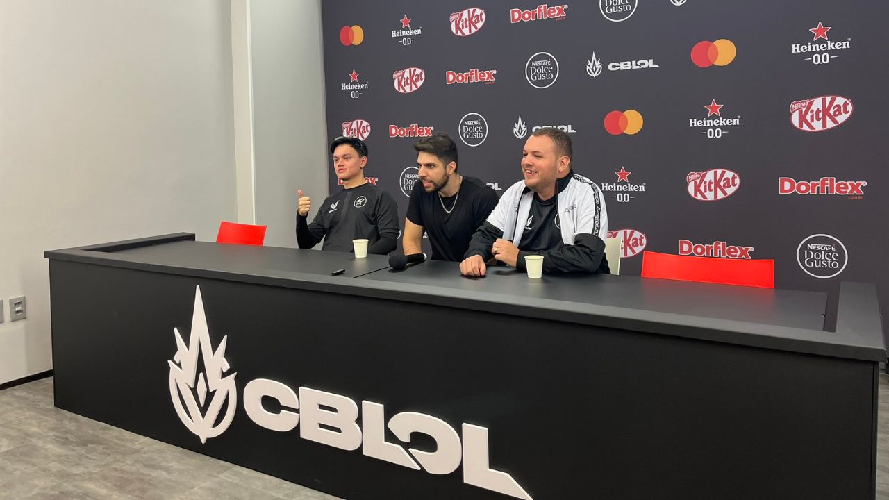 CBLOL 2024: “A gente quer ganhar da LOUD”, diz staff do Fluxo