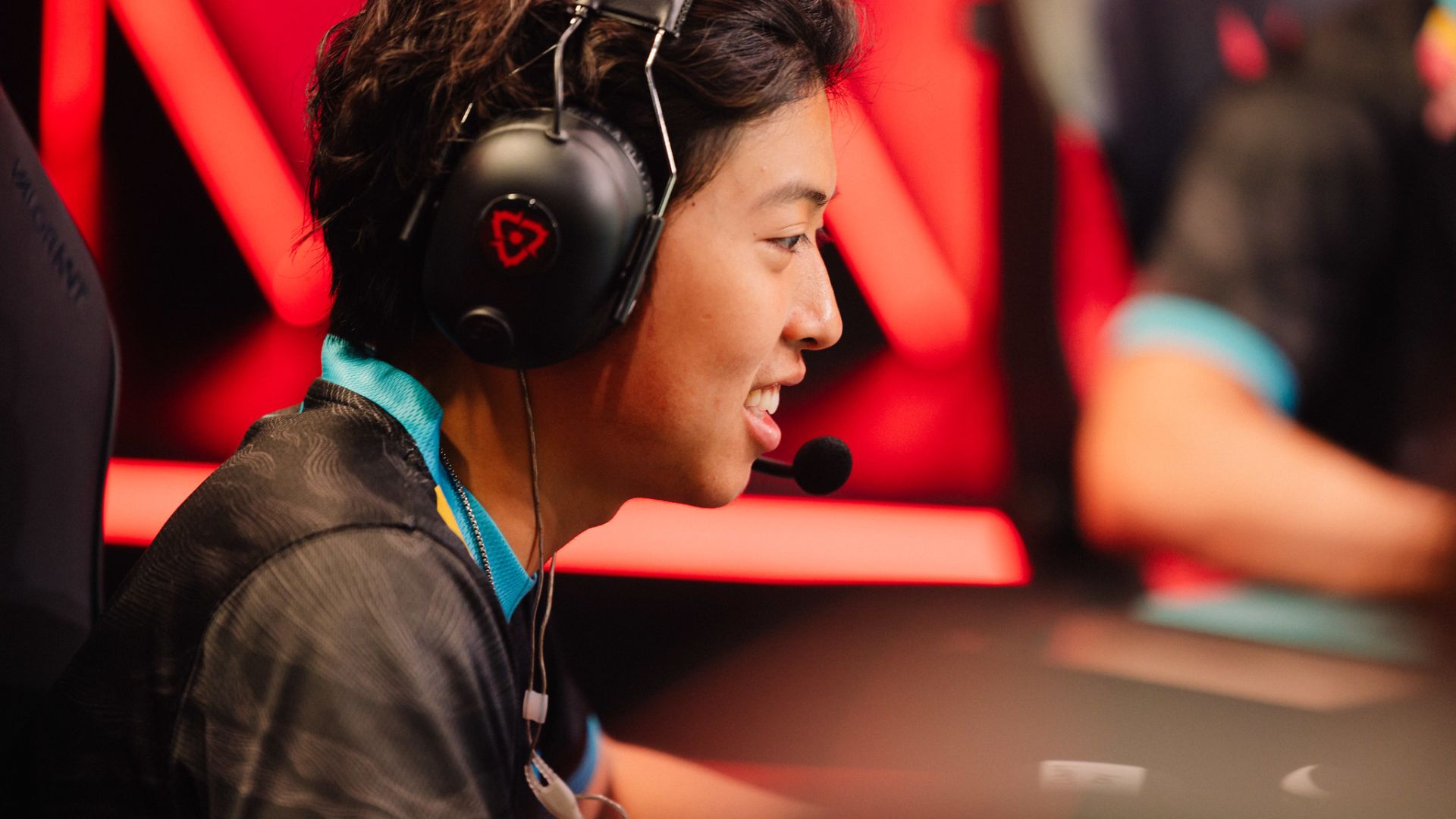 VCT Americas 2024: “Admiro e quero ser como ele”, diz OXY sobre TenZ