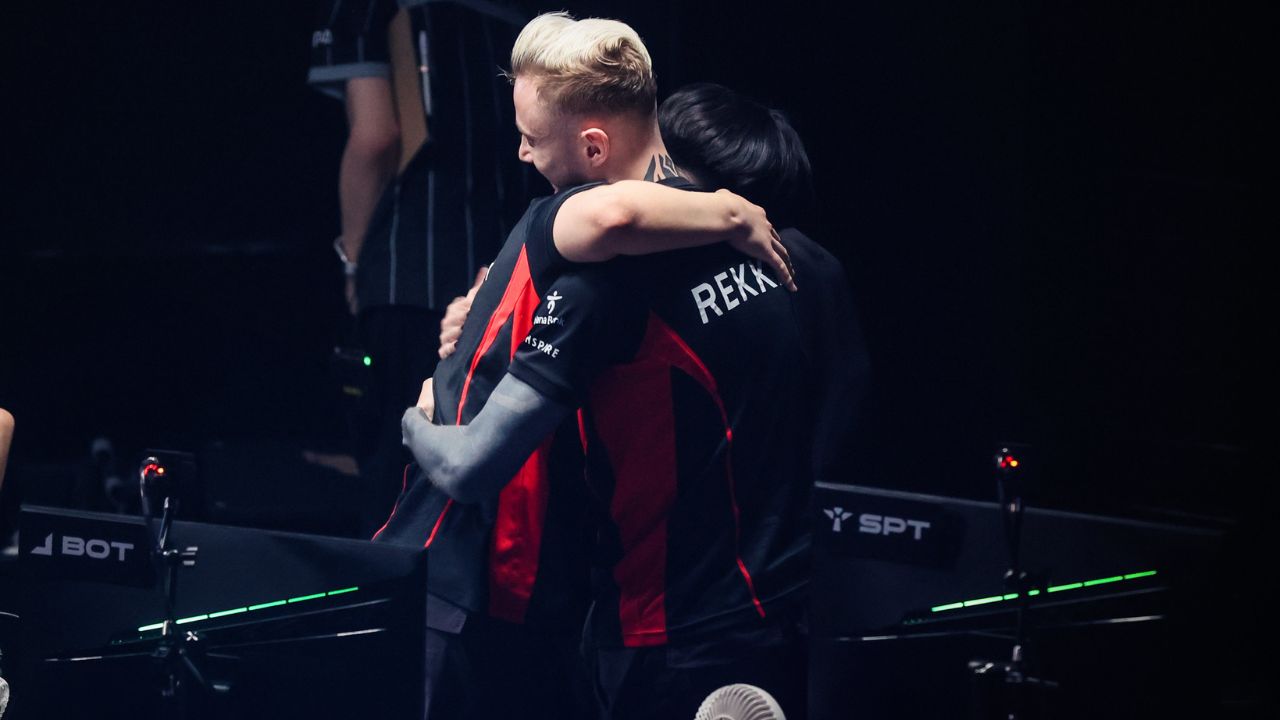 LCK Academy 2024: T1 faz reverse sweep na 1ª MD5 de Rekkles na LCK