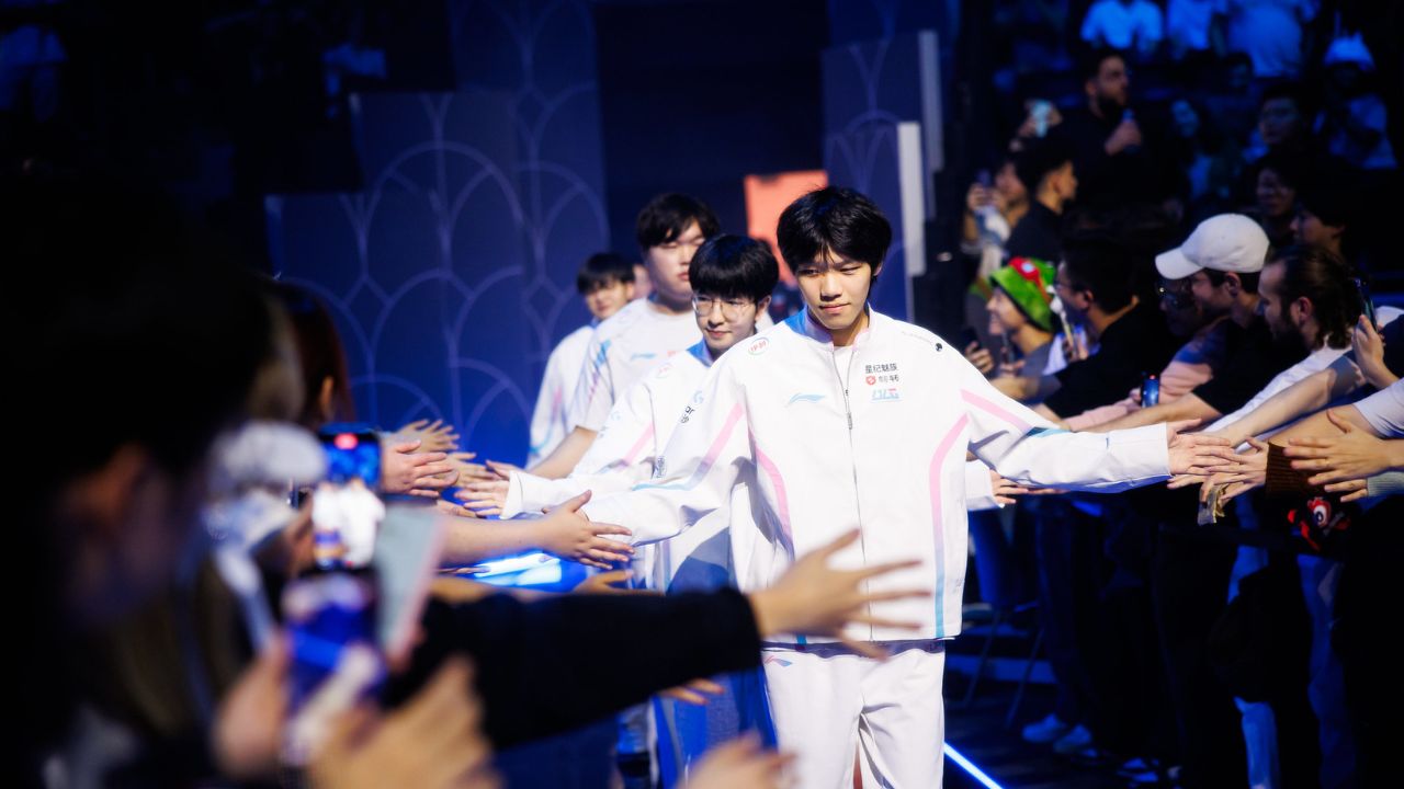 Worlds 2024: WBG inova, mas BLG atropela e vai pra final