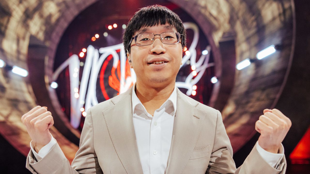 LPL 2025: Com passagem no Brasil, treinador Tabe consegue feito inédito na China