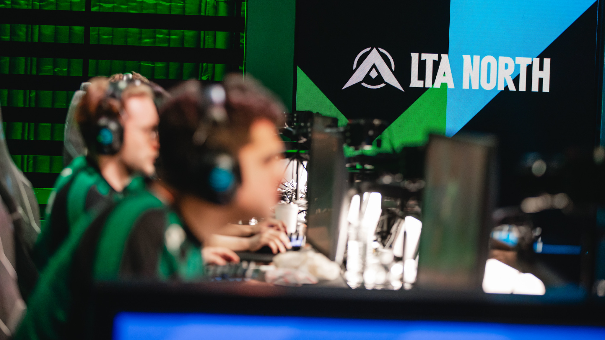 LoL: Fã norte-americano reclama sobre fusão LTA e distribuição de vagas