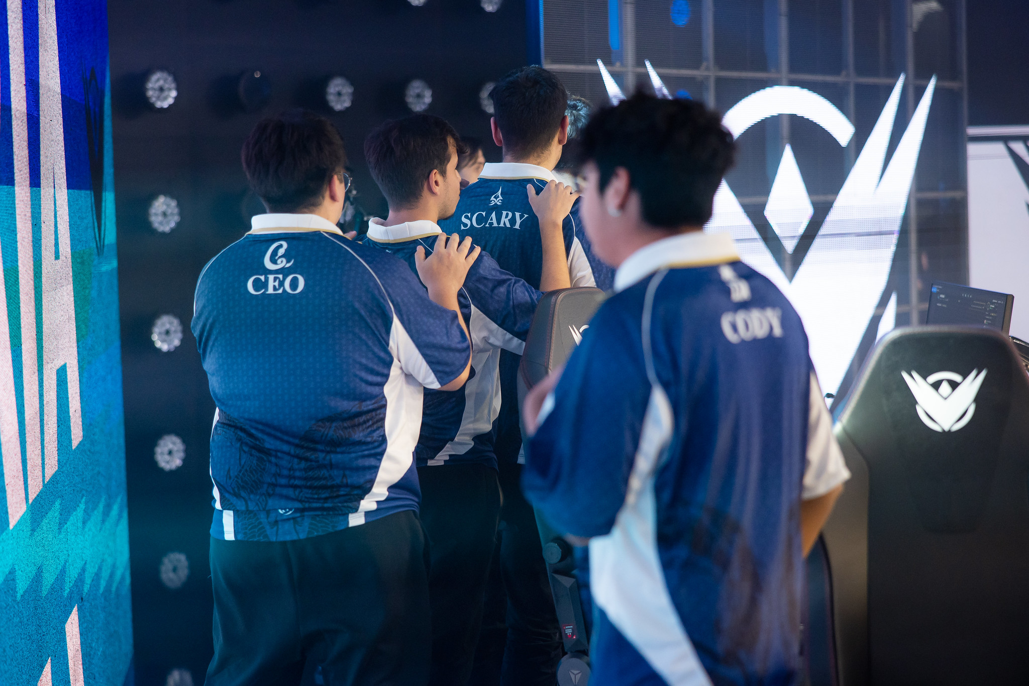 CBLOL 2026: LEVIATAN segue com elenco indefinido; mids brasileiros foram oferecidos, diz site