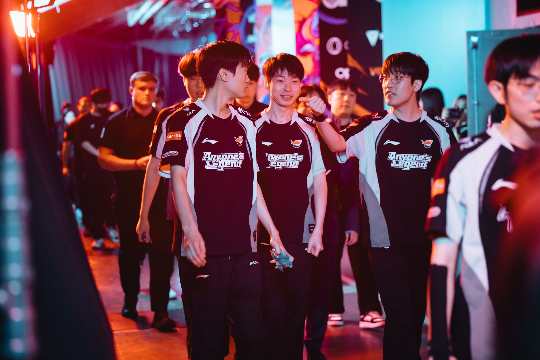 Worlds 2025: Anyone’s Legend garante vaga no Mundial de LoL