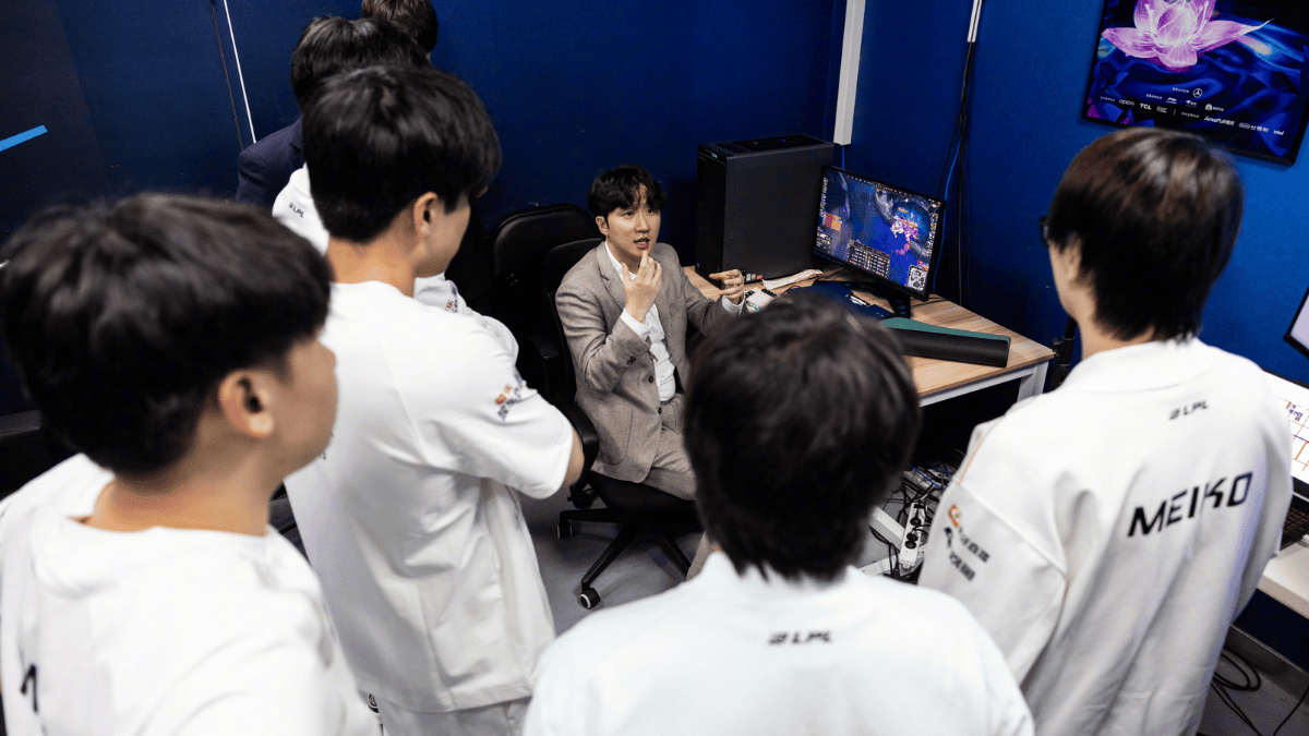 LPL 2025: Invictus Gaming anuncia saída de campeão mundial