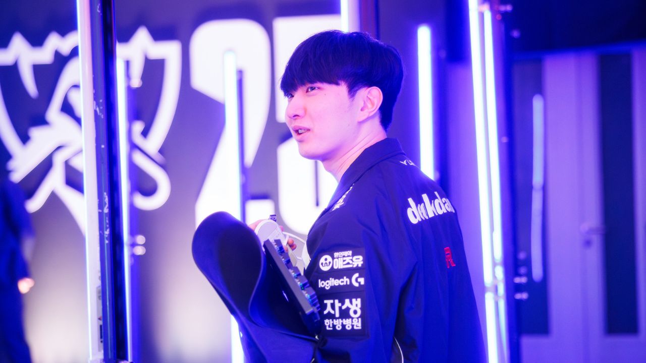 Worlds 2025: “Vencemos deles uma vez […] Quero vingar o Peanut”, diz KT Deokdam sobre Gen.G