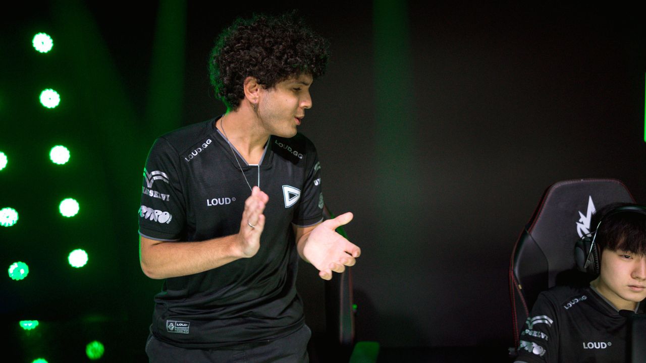 CBLOL 2026: “Eu tenho muita sorte por ter o Xyno”, diz Coach Raise