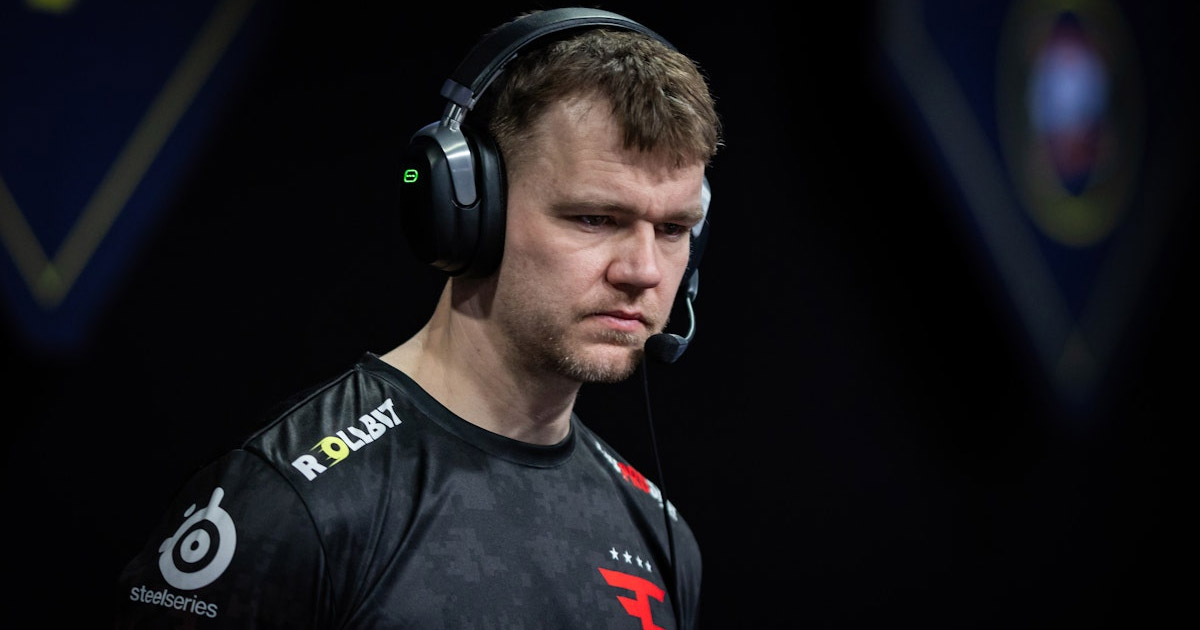CS2: NEO se despede da FaZe após quase três anos como treinador