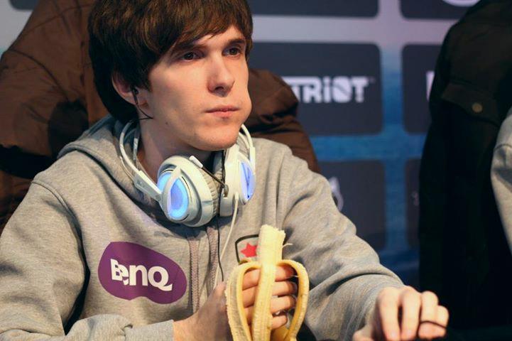 Possibilidades do Alex Ich jogando no Brasil?