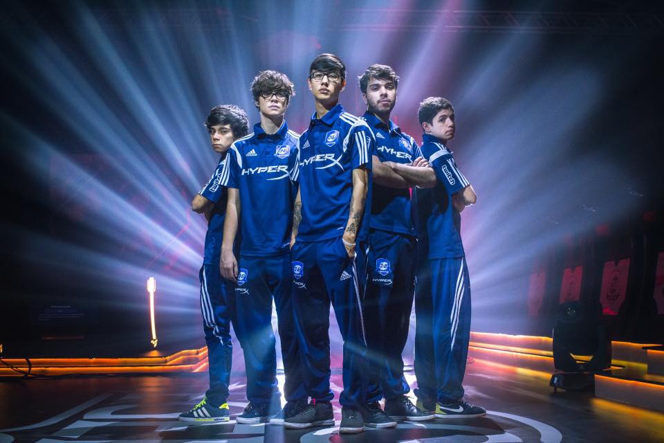 CNB anuncia iFood como novo patrocinador para a final do CBLOL 2016