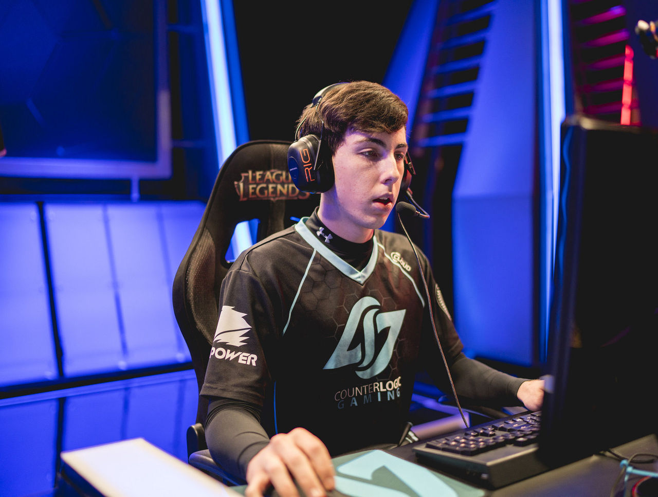 Tempo de reação incrível de Stixxay em CLG vs TL