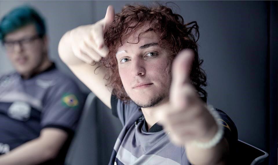 MicaO será o substituto de pbO nos playoffs da XLG Super Cup