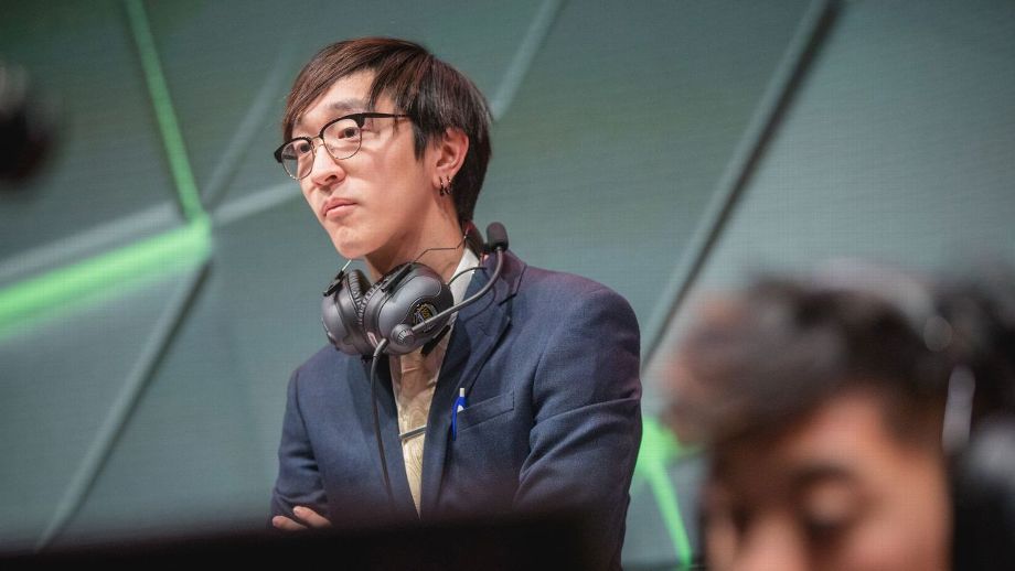 Locodoco é demitido por comentário inapropriado a uma mulher da staff da Riot, afirma site