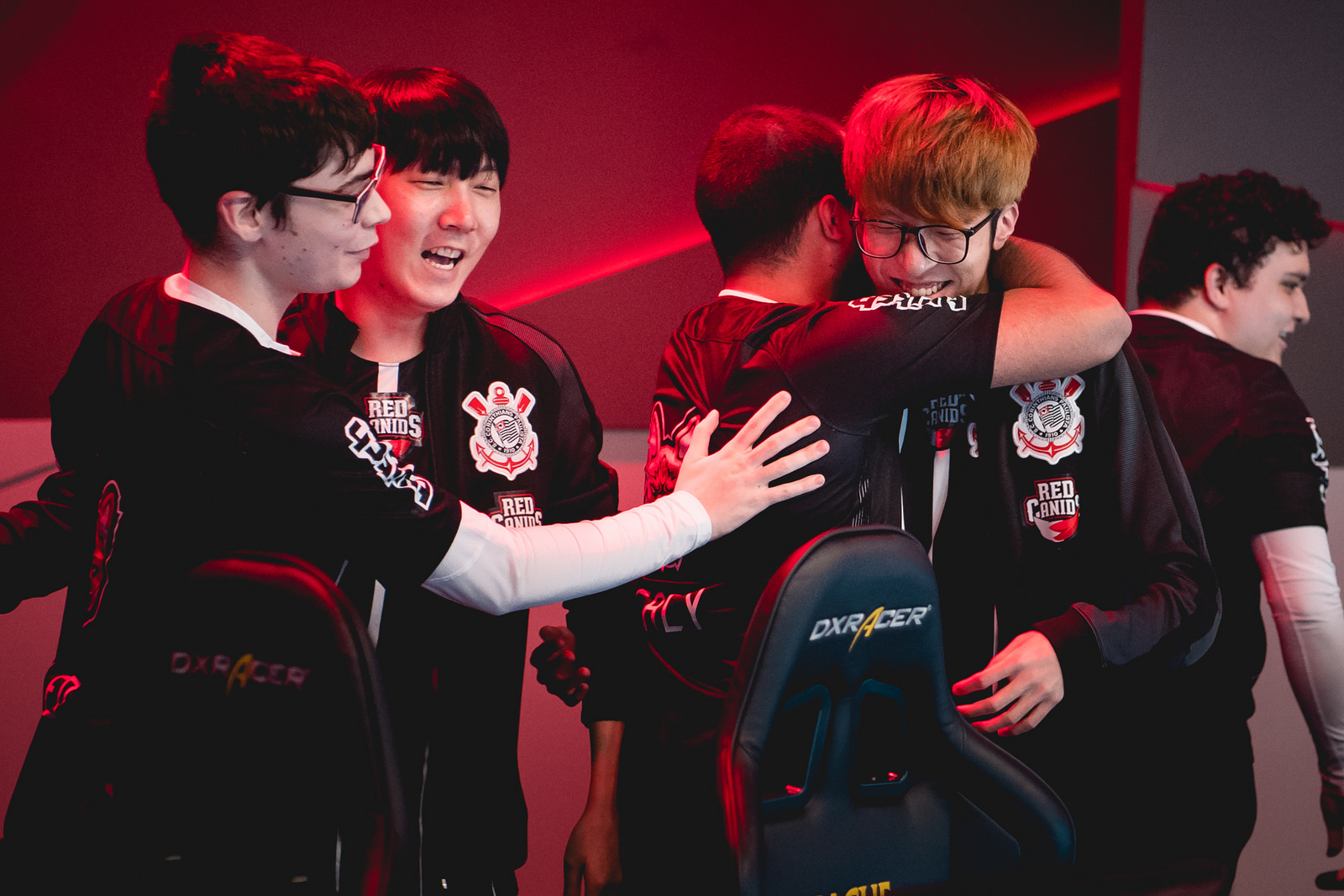 Das sombras aos céus: Sky