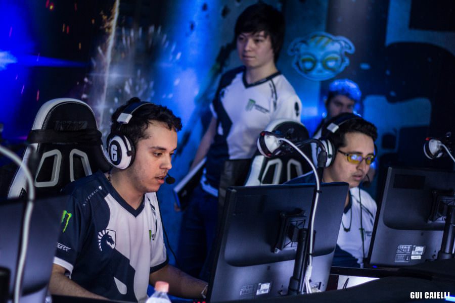 R6: Liquid vai às semifinais do Minor; Team One e NiP estão eliminadas