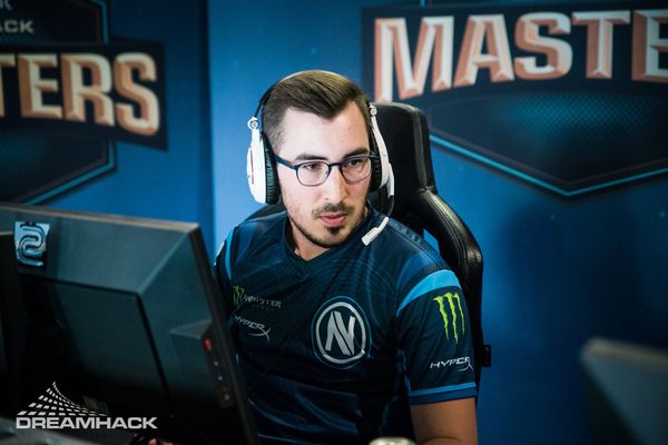 Cloud9 completa line-up de CS:GO com kioShiMa