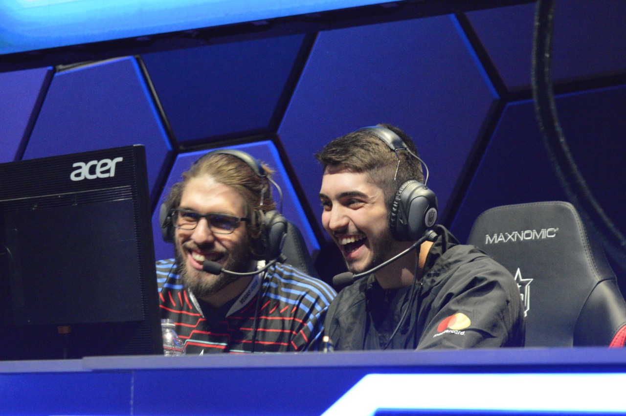 Jukes assina com a Cloud9 como jogador profissional