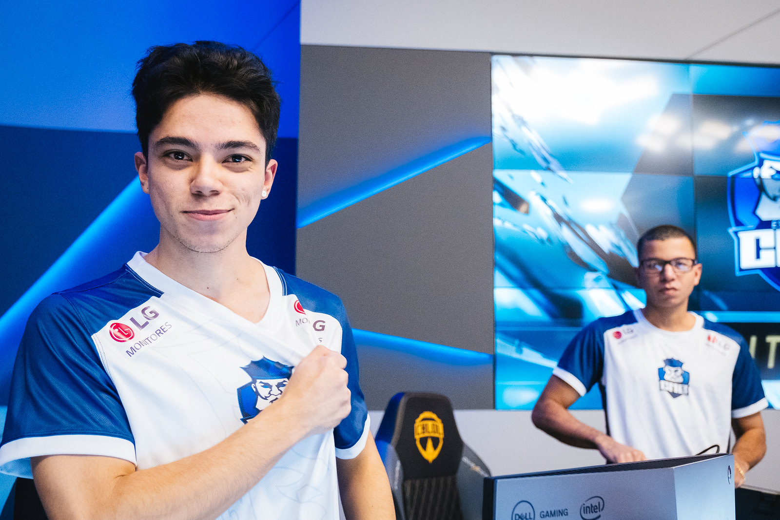 LoL: Confiante, pbO crê que “não tem segredo” para enfrentar botlane rubro-negra