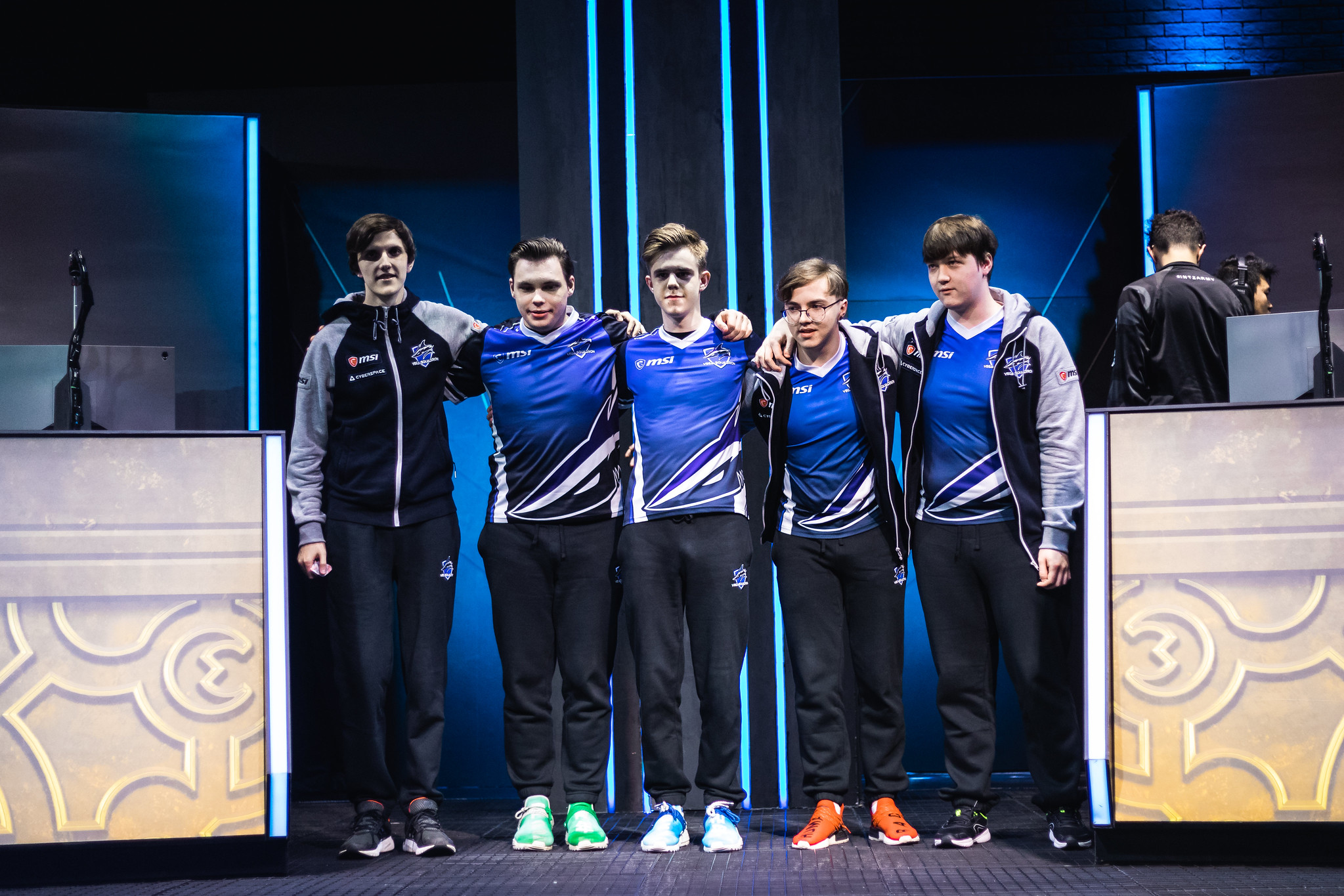 LoL: Vega Squadron se classifica no grupo B e INTZ fica 1-5