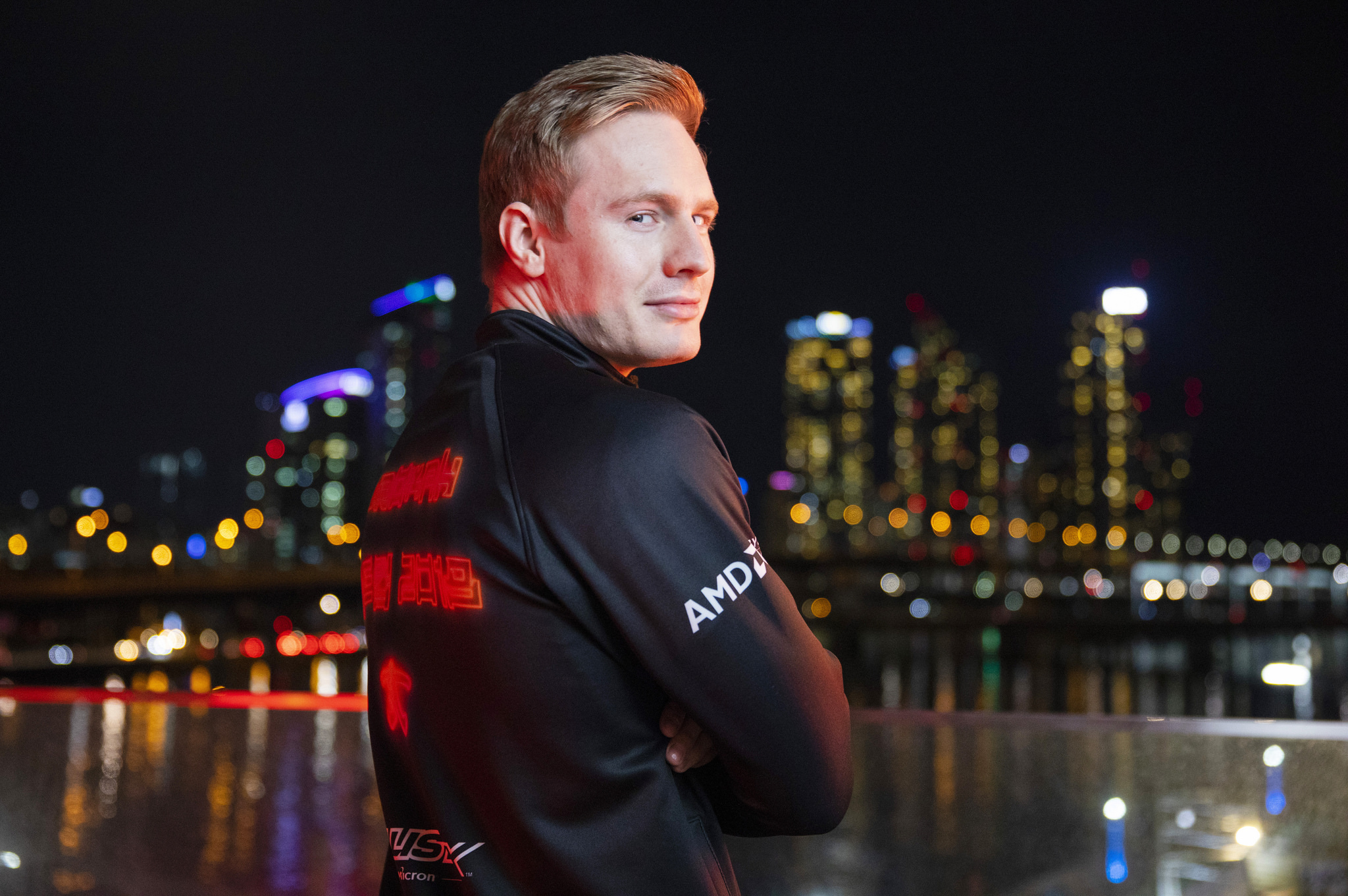 LoL: “Você não pode ter Flash no F e achar que ganhará de um bom jogador”, brinca Broxah