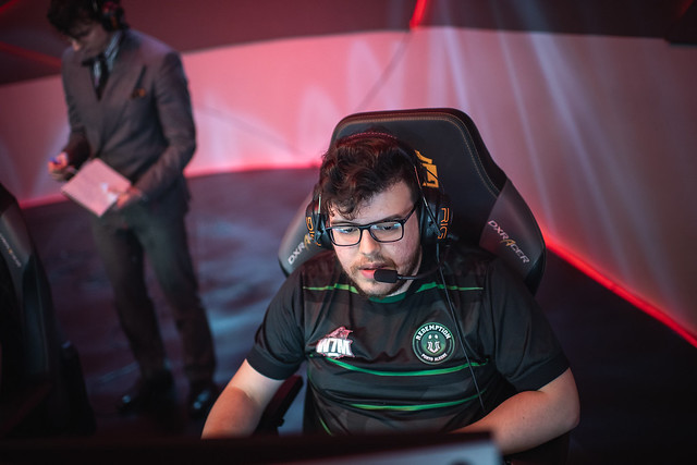 LoL: “Eu poderia ter sido um líder melhor”, avalia Jockster após derrota
