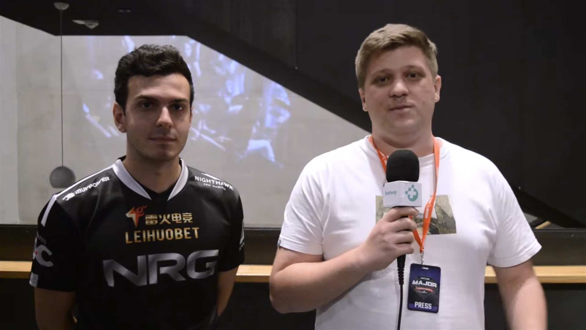 VÍDEO: Tarik agradece apoio brasileiro e crava: “Nós vamos fazer você nos respeitar”