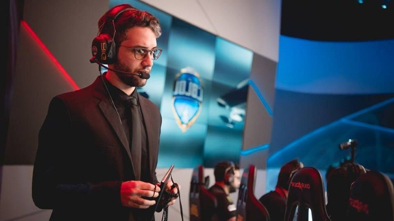LoL: Treinador brasileiro da Liquid Academy, Yaltz fala sobre a posição de coach
