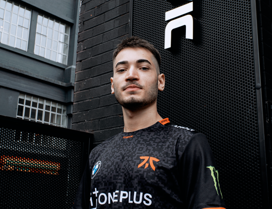 LoL: Jovirone reproduz fala transfóbica e pede desculpas: “Fui infeliz e preconceituoso”