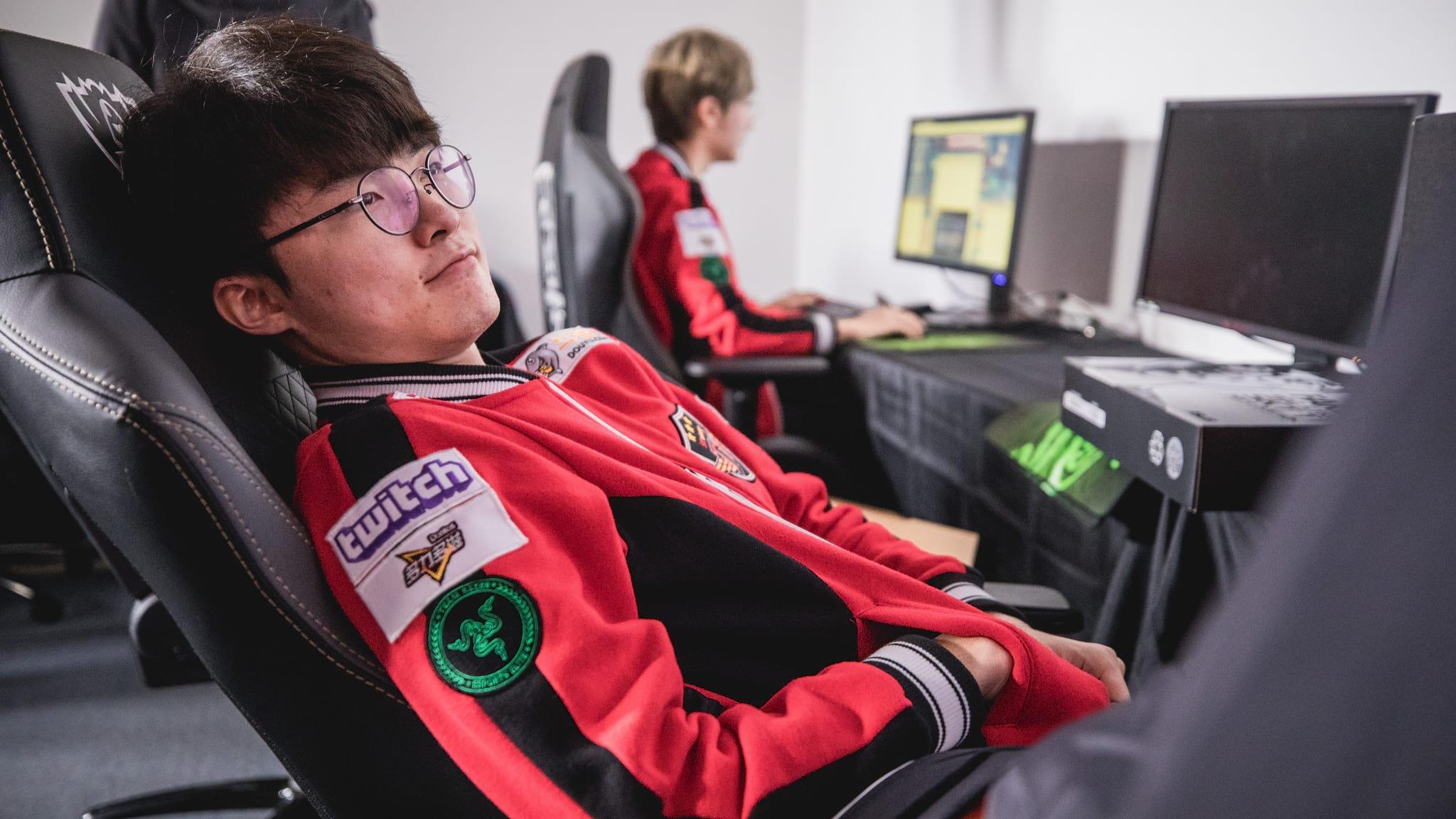 LoL: Nick “SKT T1 Faker” está a venda por mais de R$ 200 mil em site sul-coreano