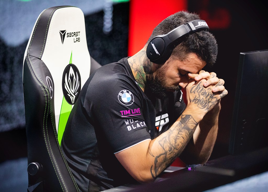 CBLOL 2022: “Em breve vocês vão comemorar um título de novo”, afirma brTT após derrota da paiN