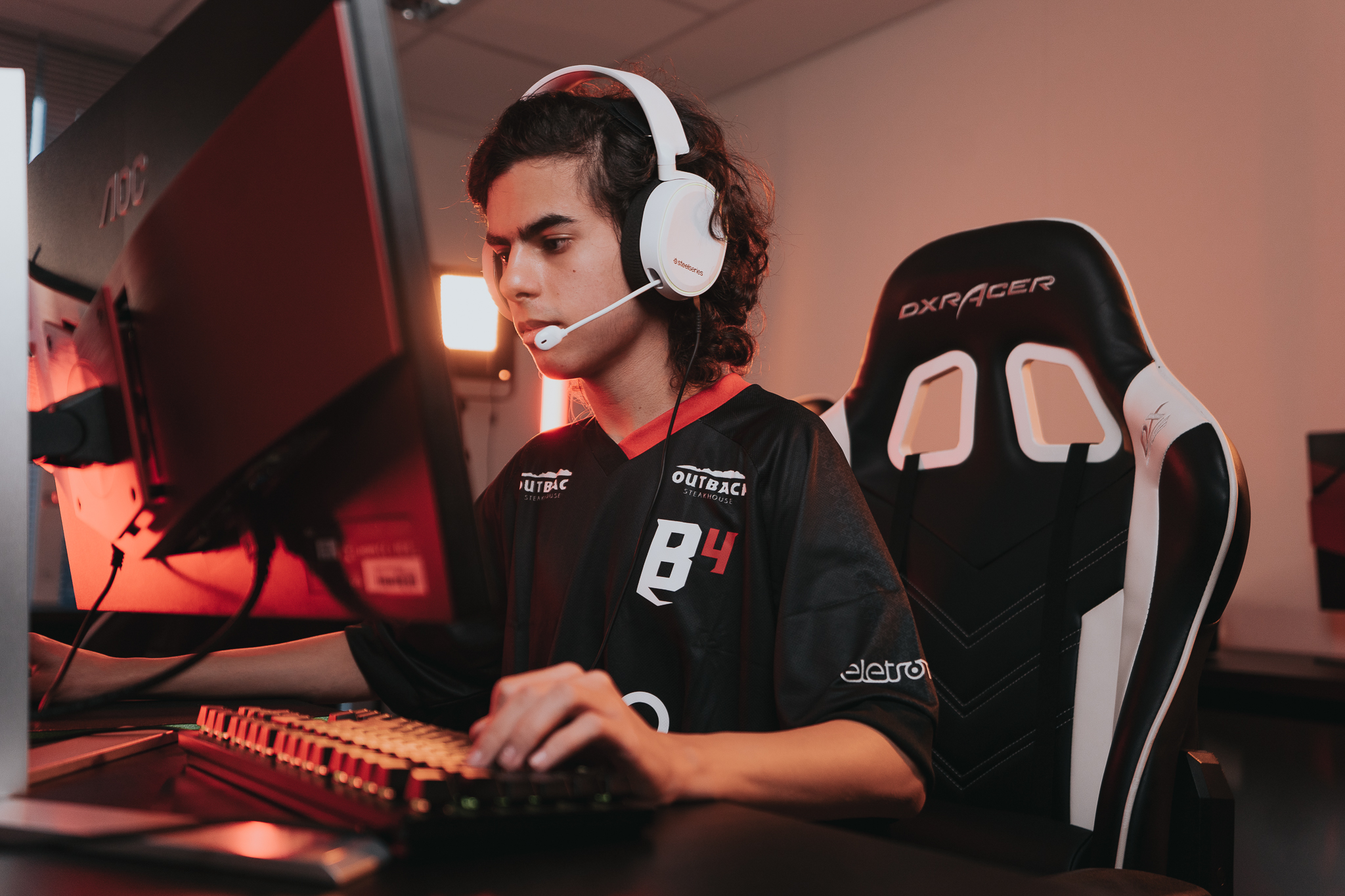 VALORANT: B4 anuncia Krysme e Jelly no time feminino