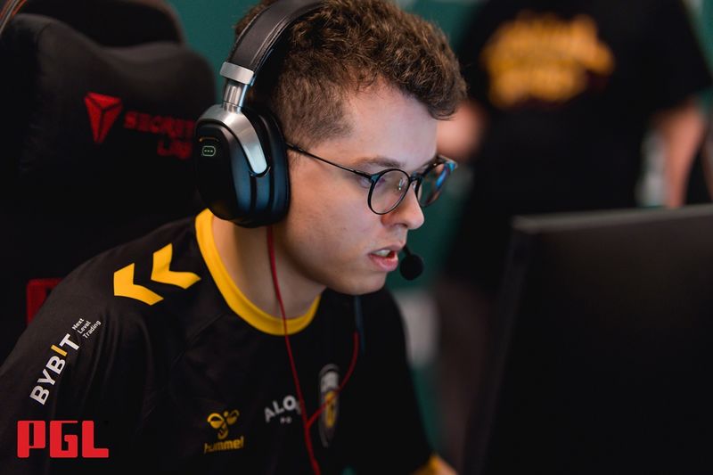 CS:GO: Flamengo fecha seu elenco com f4stzin e n1ssim
