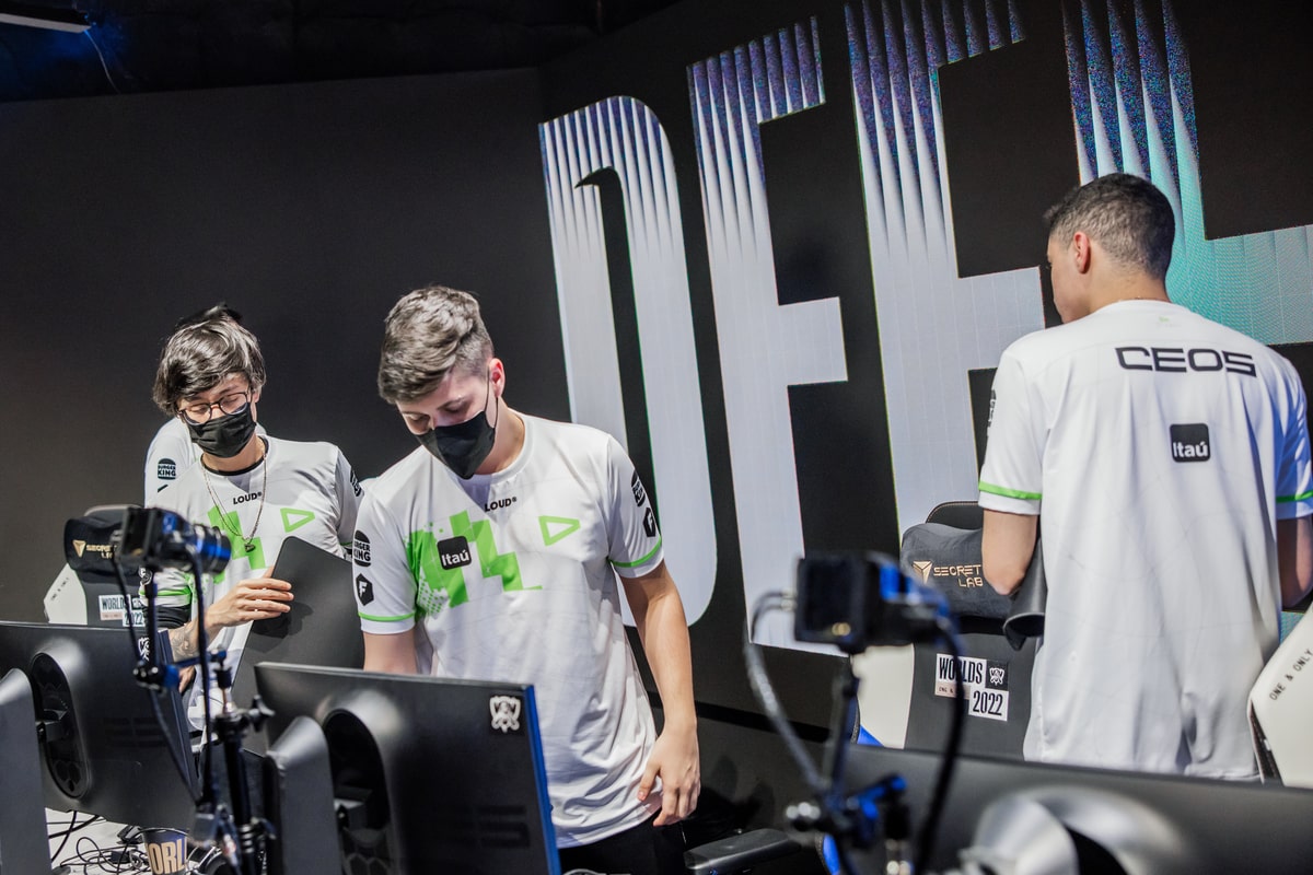 Worlds 2022: 2° dia tem derrota da LOUD e dois times invictos