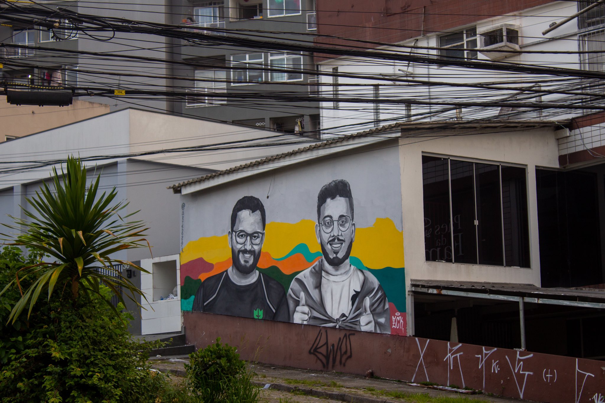 CS:GO: Fã faz mural em homenagem a KSCERATO e FalleN