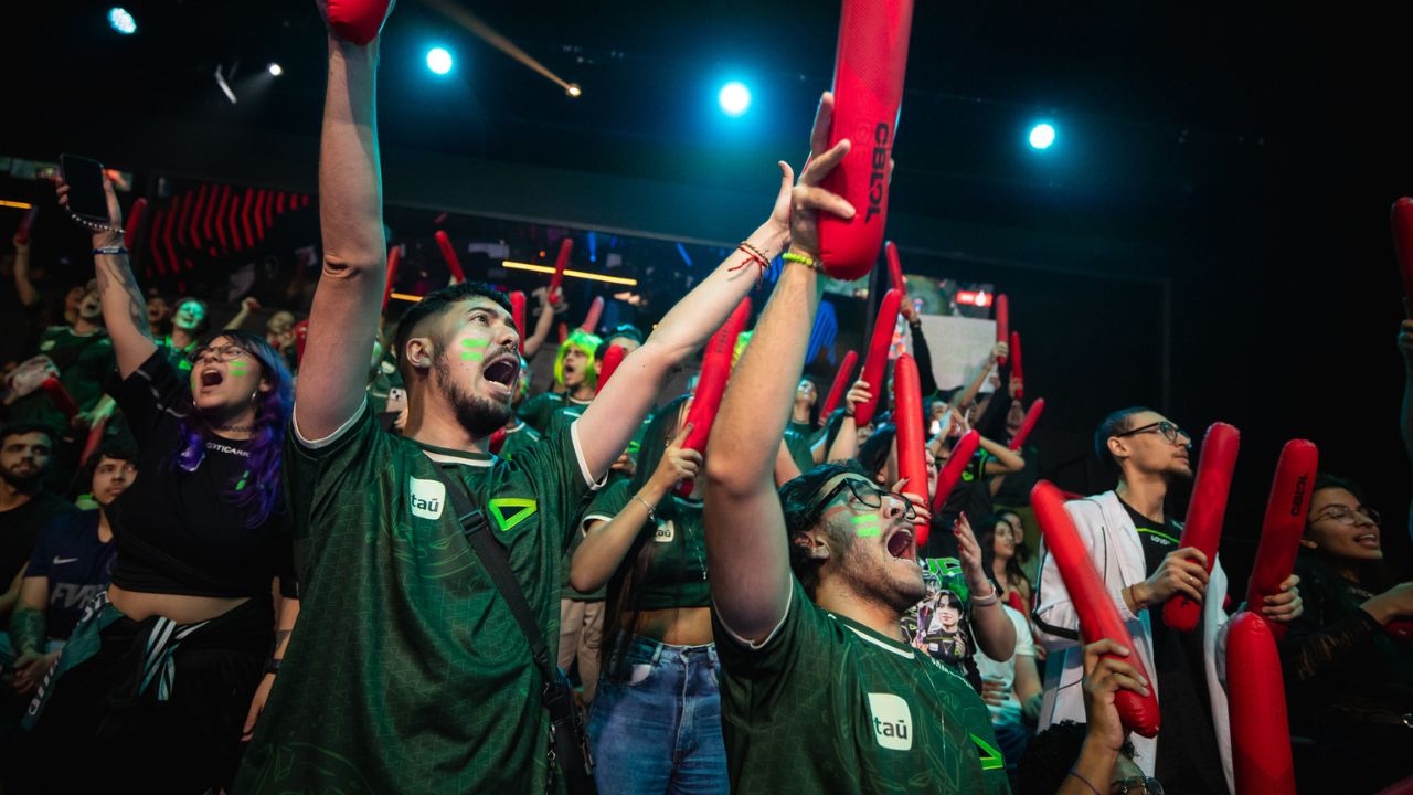 CBLOL 2024: LOUD impede reverse sweep e elimina a FURIA