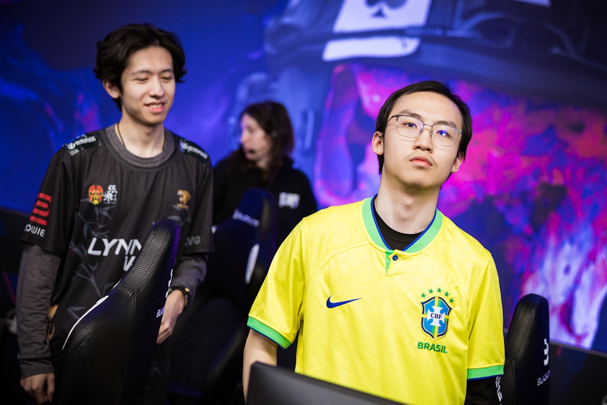 BLAST.tv Austin Major 2025: Dono da Aurora presenteia EmiliaQAQ com R$ 25 mil em skins