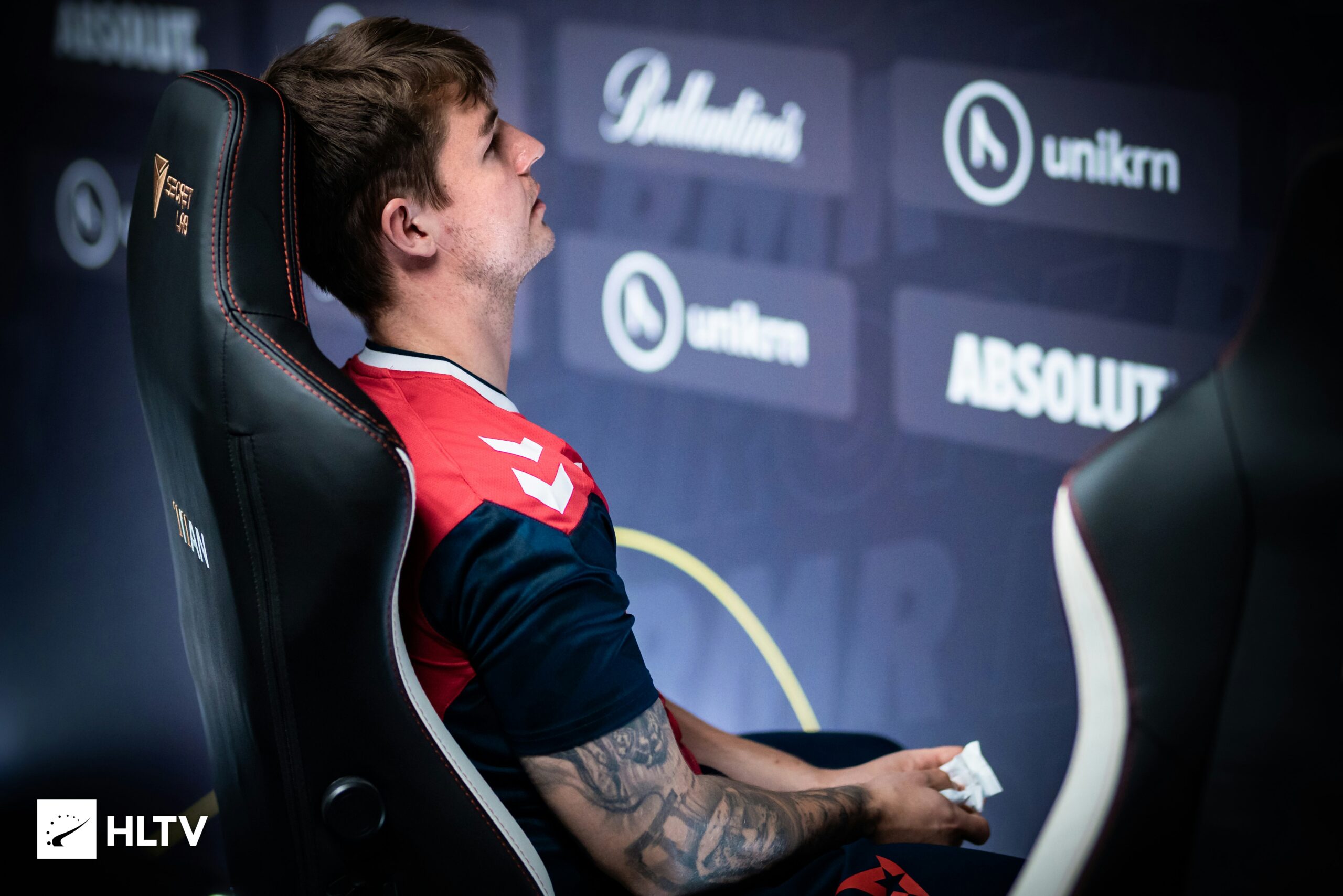 CS2: Astralis considera internacionalizar elenco após saídas de device e Magisk